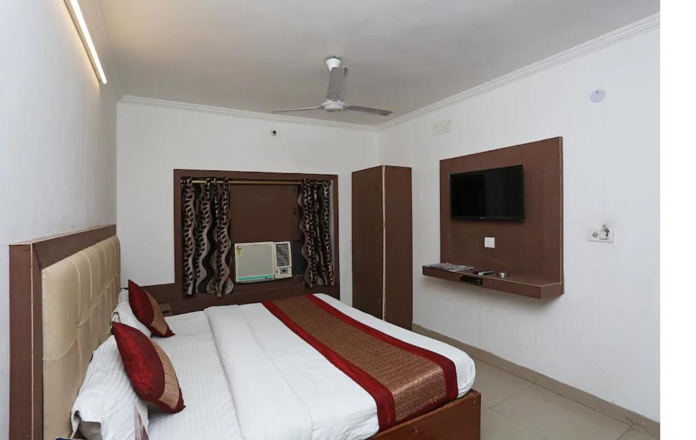 Vishal Hotel By Comfort Rooms New Delhi Exterior photo