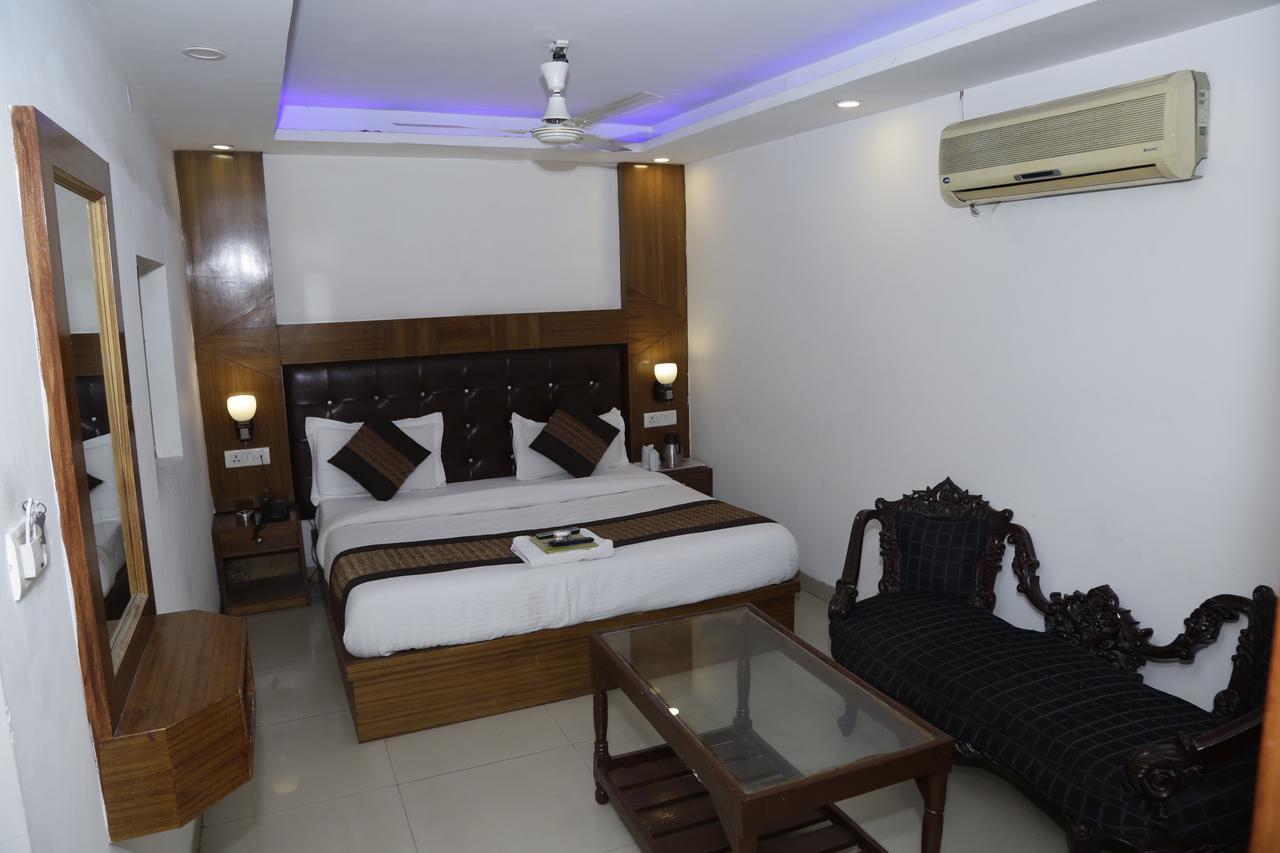 Vishal Hotel By Comfort Rooms New Delhi Exterior photo